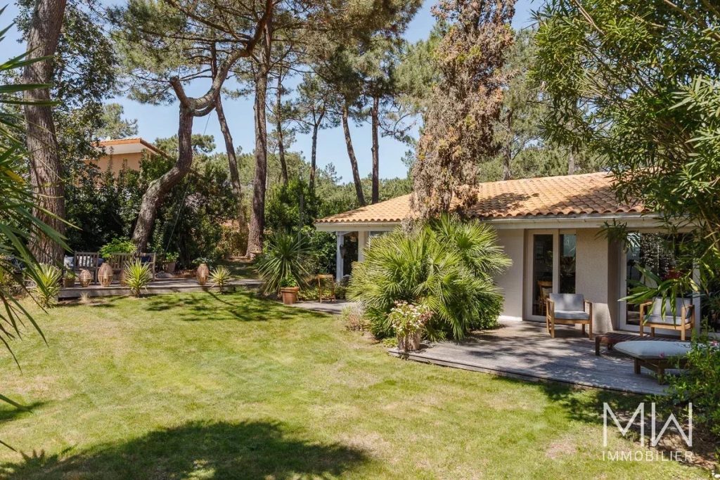 VILLA AU CALME