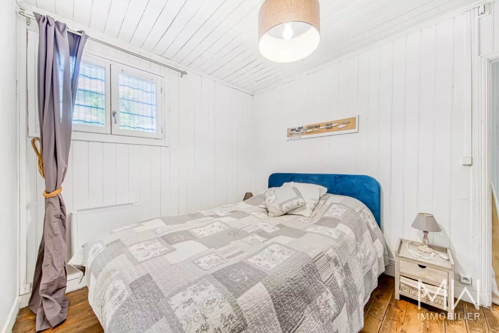CHARMANTE  PETITE VILLA