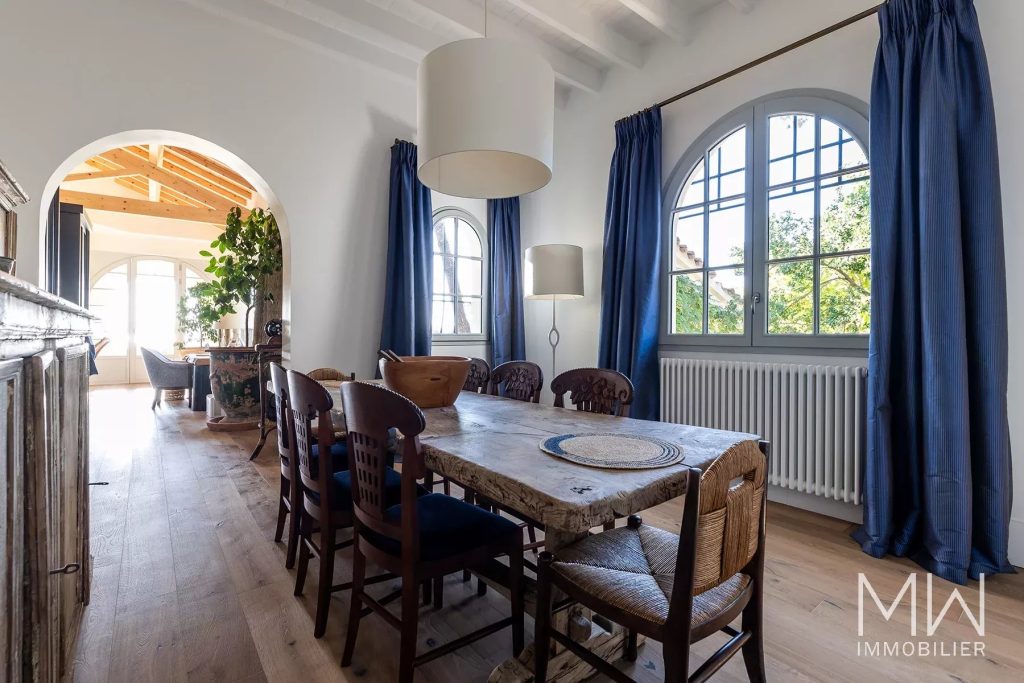 VILLA D&rsquo;EXCEPTION EN 1ERE LIGNE