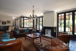 VILLA DE PRESTIGE AVEC PISCINE