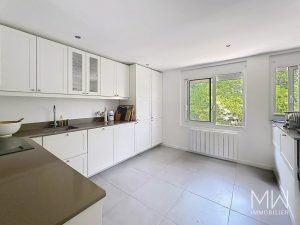 BEL APPARTEMENT FACE A L&rsquo;EAU