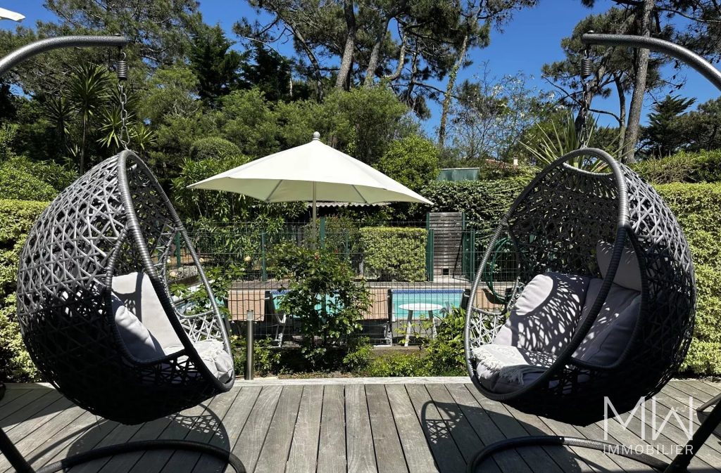 PETITE VILLA AVEC PISCINE