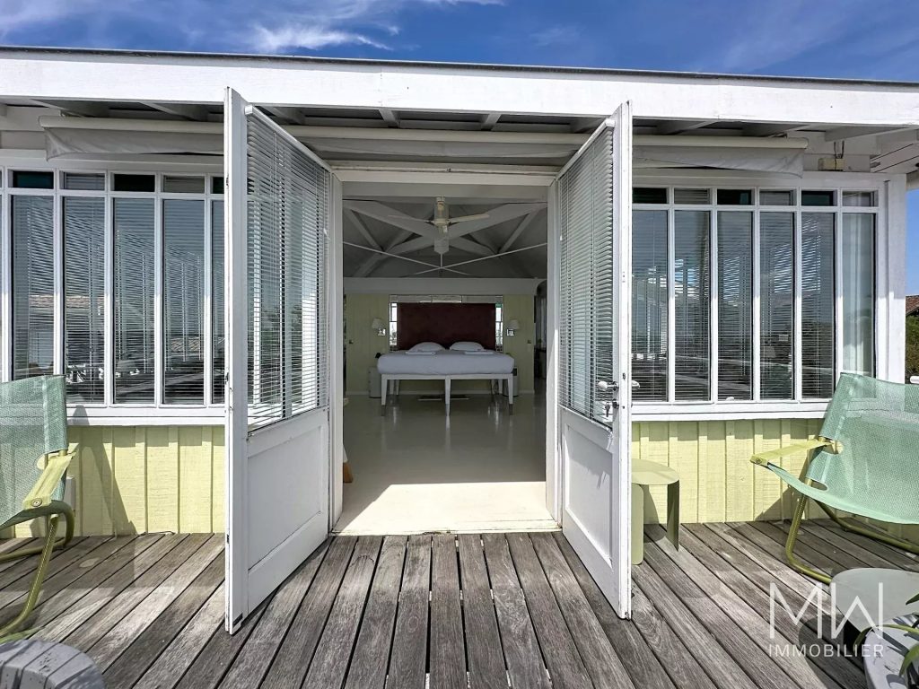 VILLA DES PECHEURS PIEDS DANS L&rsquo;EAU
