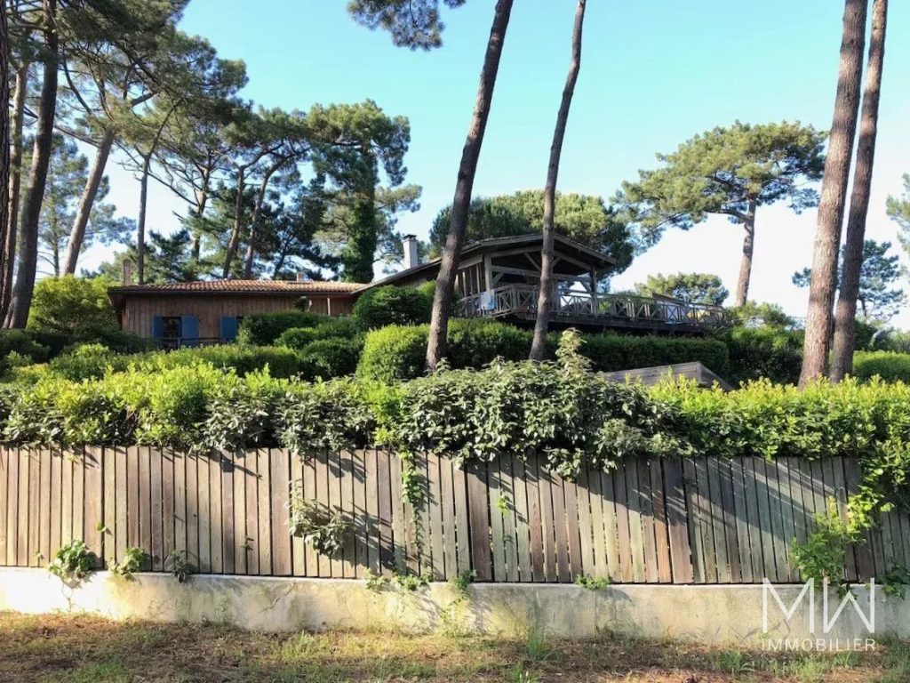 VILLA AVEC VUE BASSIN ET JACUZZI