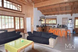 VILLA BOIS AVEC PISCINE
