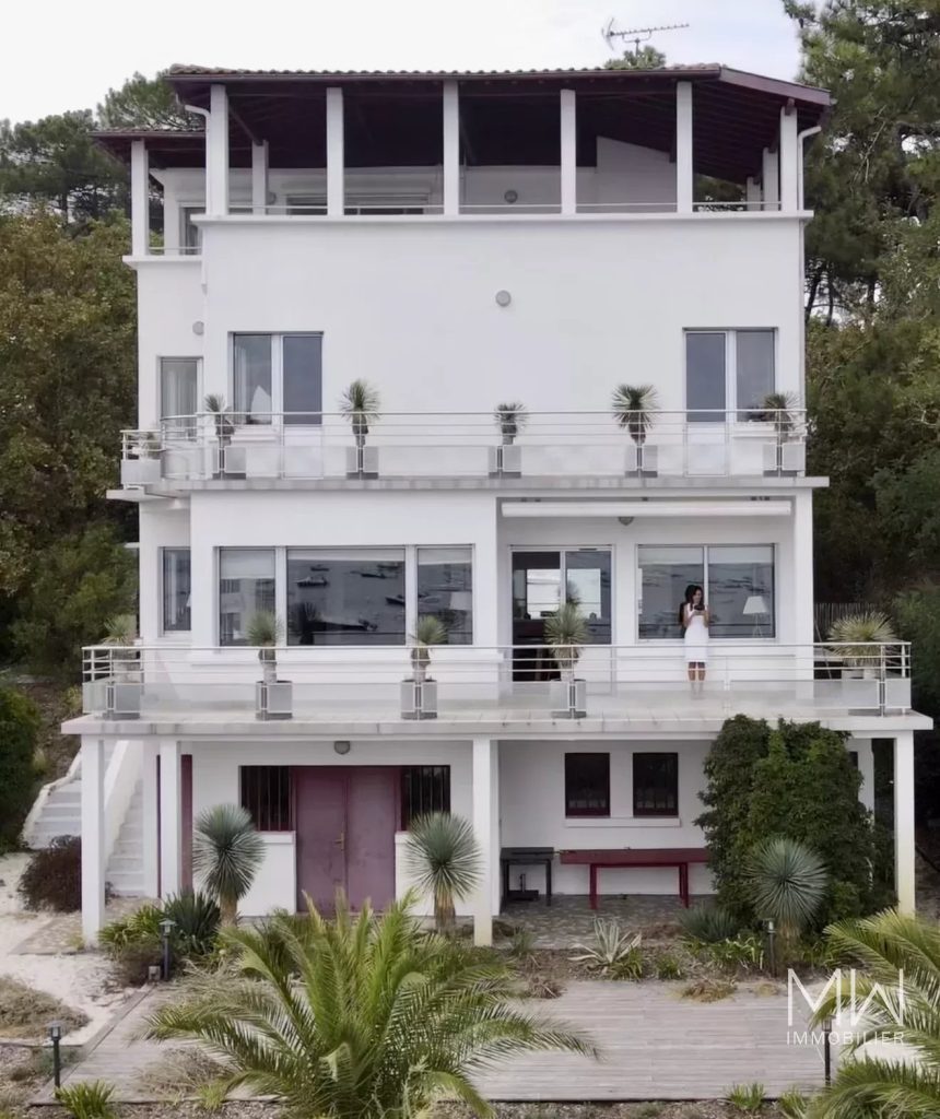 Maison d&rsquo;exception en 1ère ligne