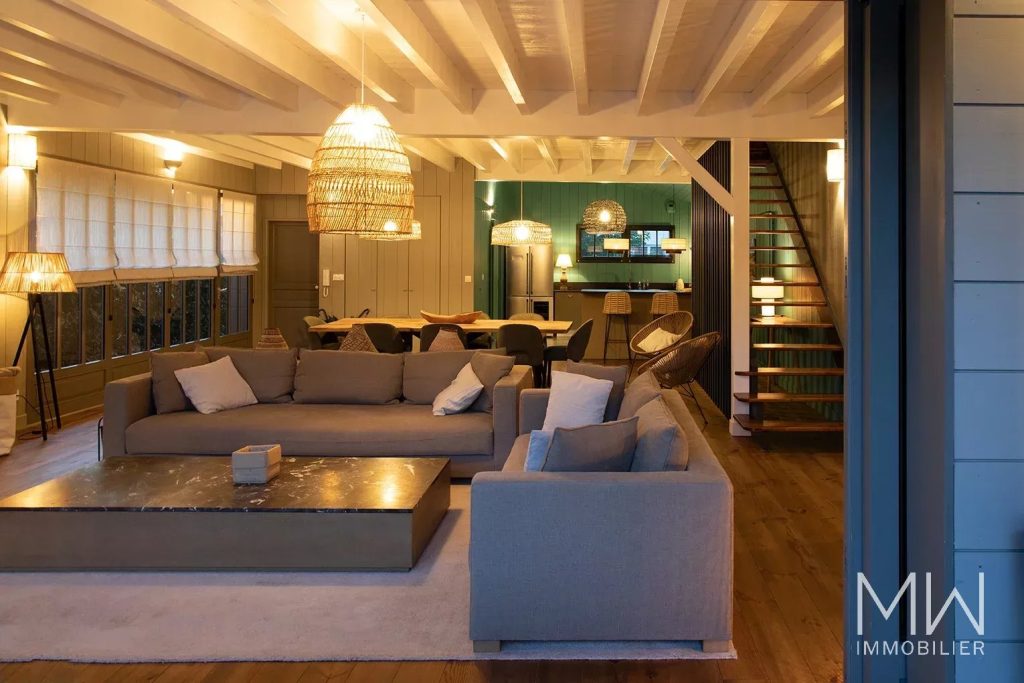 VILLA DE DE PRESTIGE AVEC PISCINE