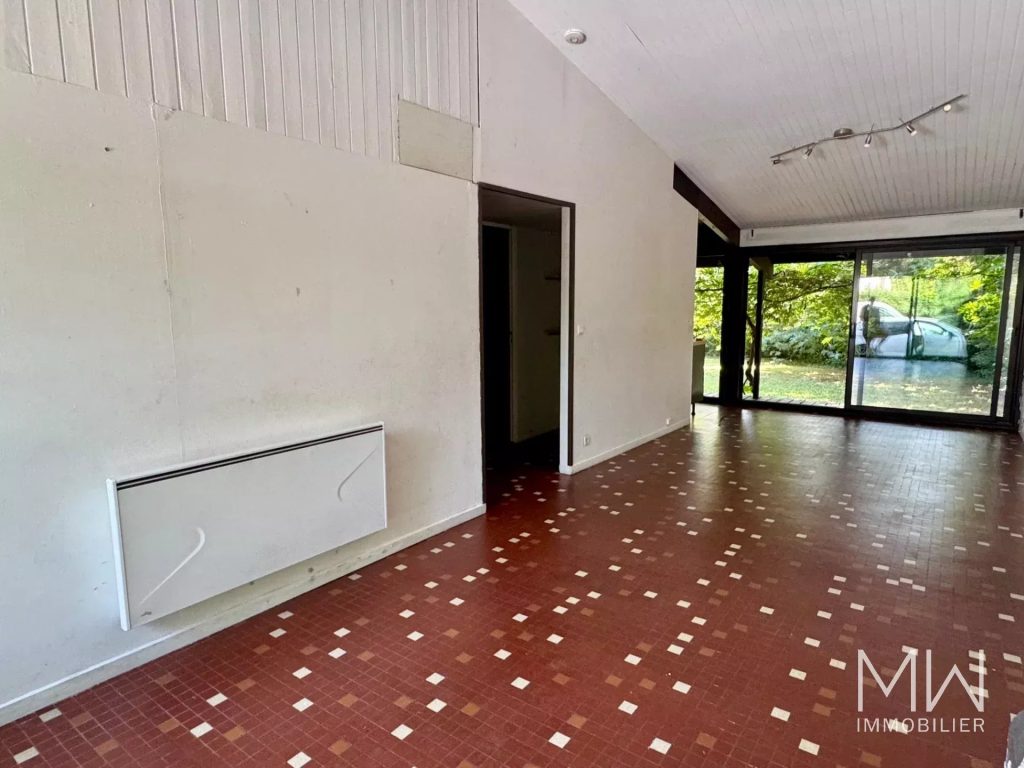 VENDUE – MAISON A RENOVER