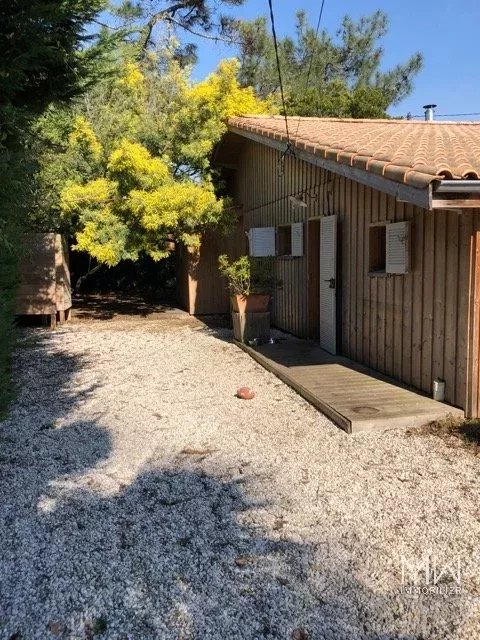 JOLIE VILLA BOIS AU PIED DES DUNES