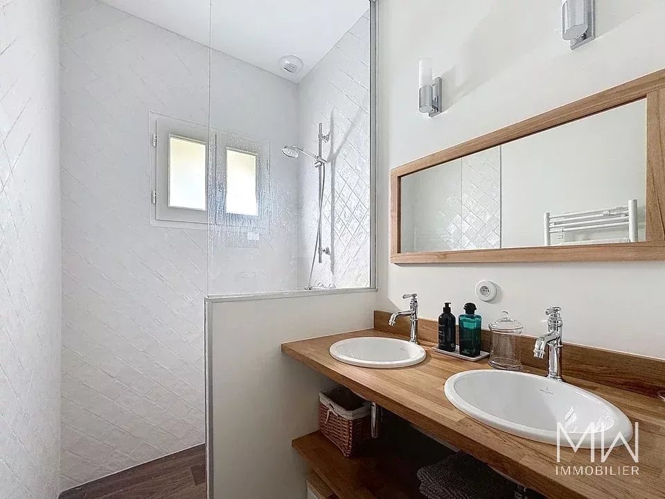 LUXUEUSE « CABANE » PROCHE OCEAN