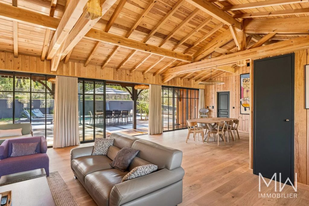 VILLA BOIS D&rsquo;EXCEPTION AVEC PISCINE