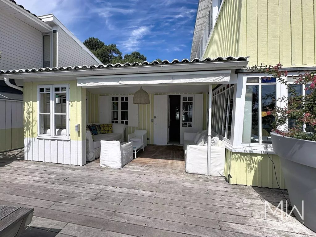 VILLA DES PECHEURS PIEDS DANS L&rsquo;EAU