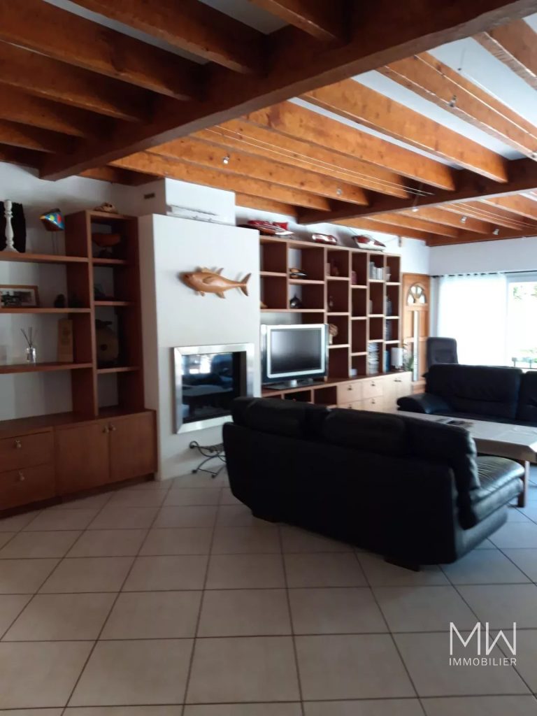VILLA AVEC PISCINE