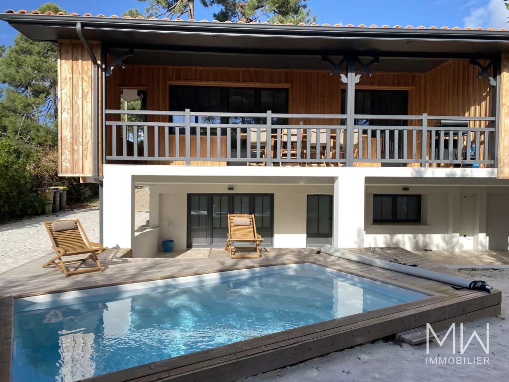 SPACIEUSE VILLA AVEC PISCINE
