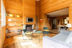 CHARMANTE VILLA BOIS