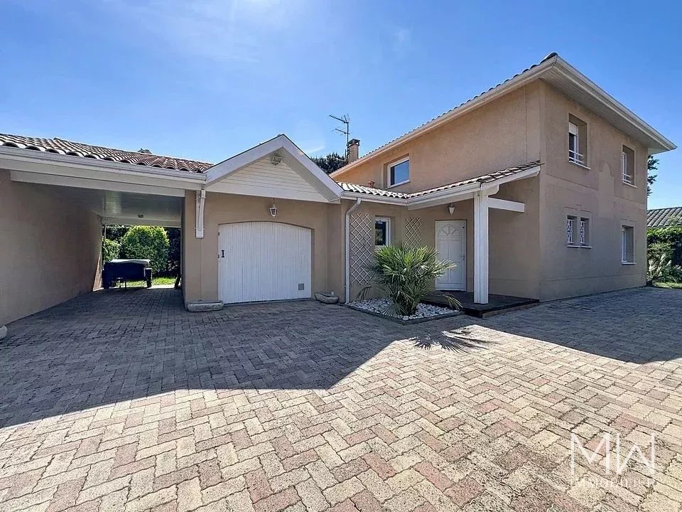 Maison Familiale – Golf Bordelais