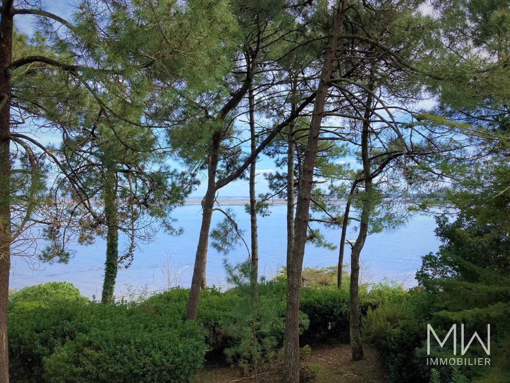VUE PANORAMIQUE ET ACCES DIRECT A LA PLAGE