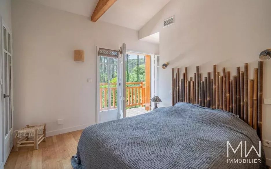 VILLA DE PRESTIGE AVEC PISCINE