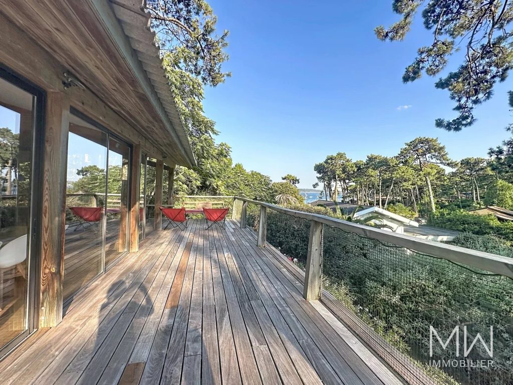 BELLE VILLA VUE BASSIN