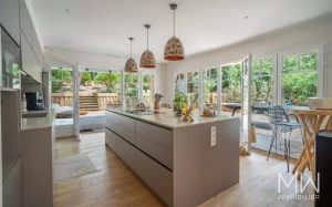VILLA DE PRESTIGE AVEC PISCINE